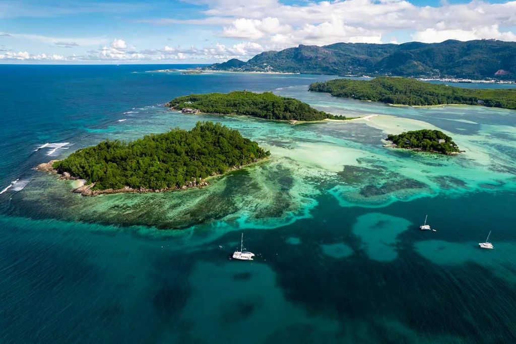 catamaran seychelles